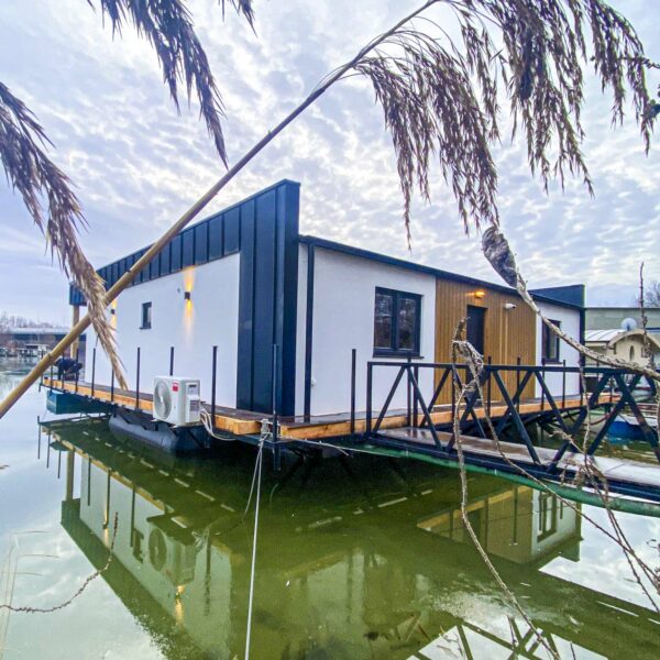houseboat-120m2-0